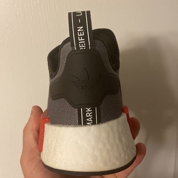 Adidas NMD R1 - Picture 7 of 8